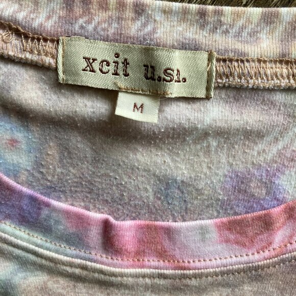 Xcit USA Y2K Roses and Leopard Artsy Size M Top - Picture 5 of 8